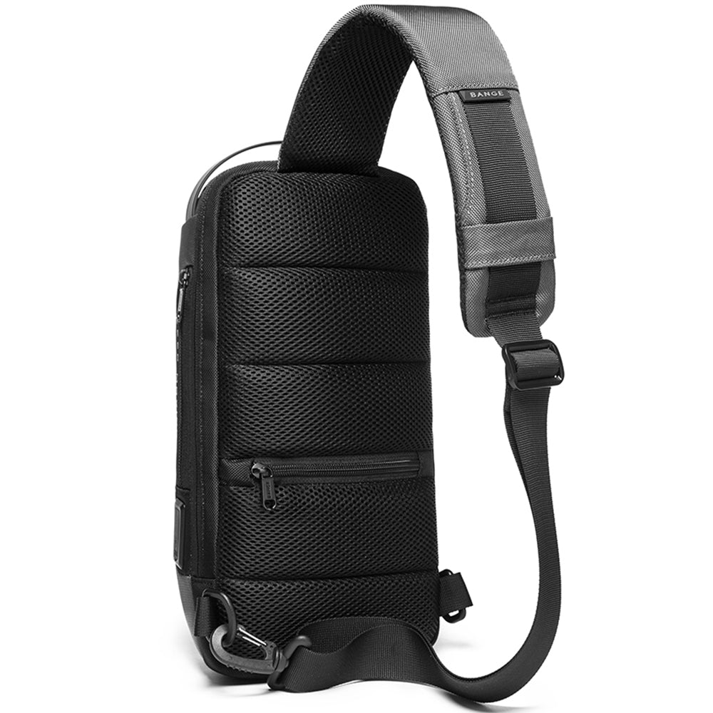 Rucsac crossbody pentru barbati, din poliester este rezistent la stropi, spate moale cu buzunar antifurt, lacat TSA si port USB, BANGE BG22085