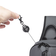 Geanta crossbody, tip rucsac unisex, din poliester este rezistenta la stropi, spate moale captusit cu buzunar antifurt, bareta cu trident si inel retractabil pentru chei, BANGE BG7322