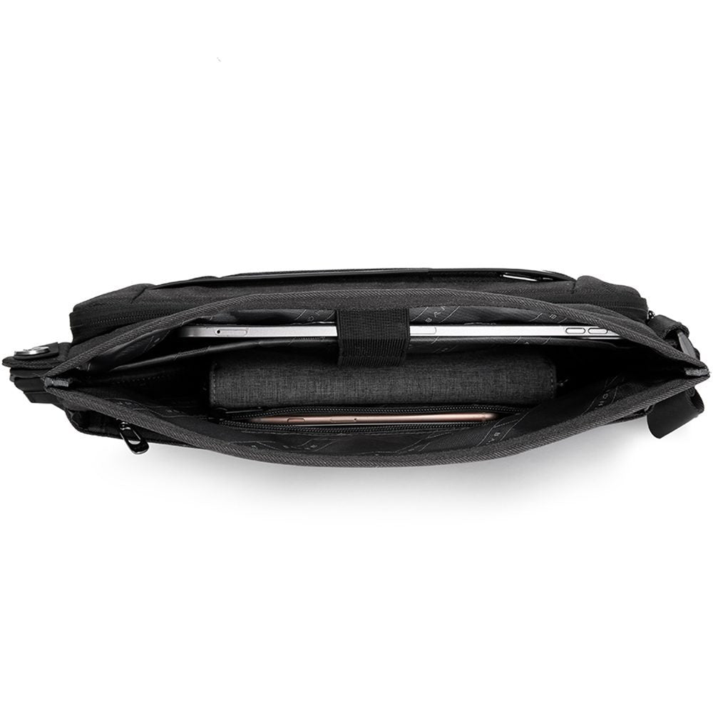 Geanta crossbody, unisex, din poliester, rezistenta la stropi, inel retractabil pentru chei, BANGE BG7502