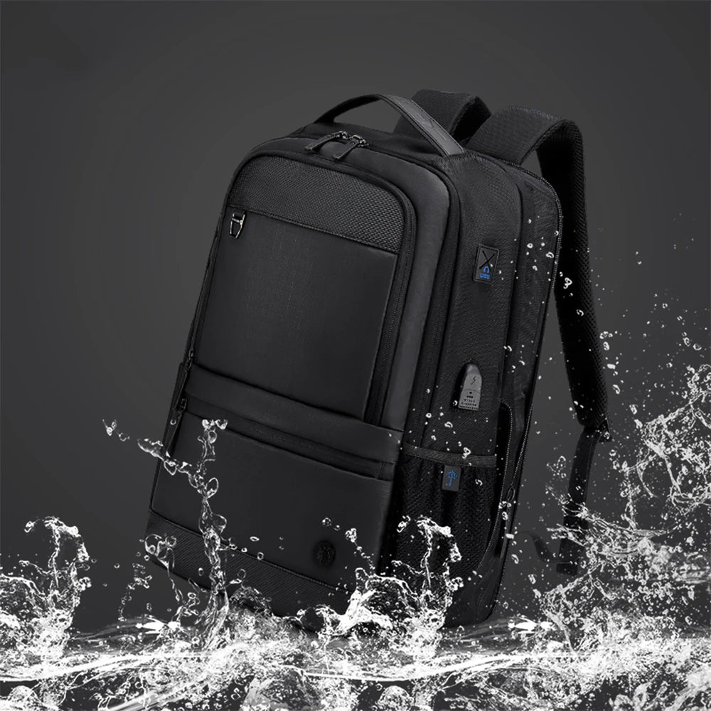 Rucsac laptop, extensibil, port USB si rezistent la stropi, Golden Wolf GB00402