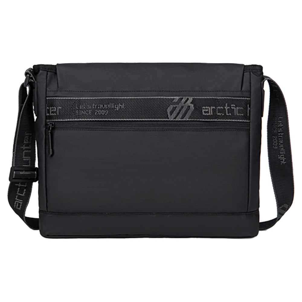 Geanta crossbody pentru laptop 14 inch, rezistenta la stropi, Arctic Hunter K00528