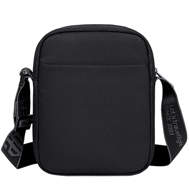 Geanta crossbody messenger unisex, rezistentaa la stropi Arctic Hunter K00542