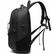 Rucsac barbati, port USB, din poliester, rezistent la stropi, BANGE BG77116