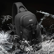 Geanta crossbody, tip rucsac, multifunctional, compartiment tableta, cu elemente reflectorizante, cu port USB, din poliester rezistent la stropi, unisex, BANGE, BG77120
